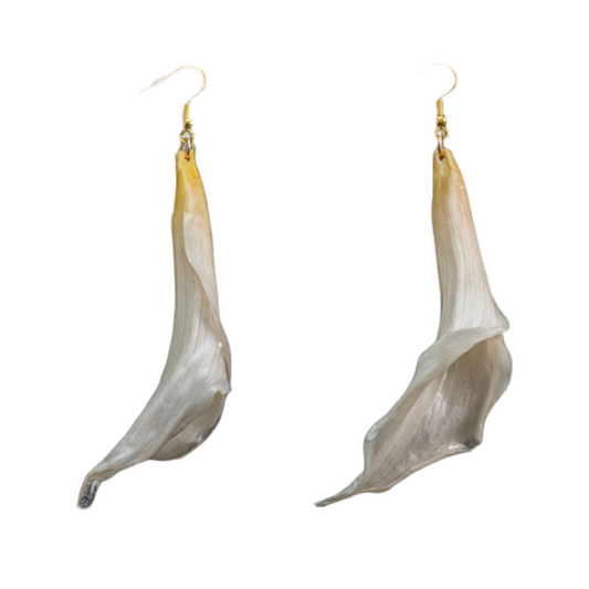 Lily Earring